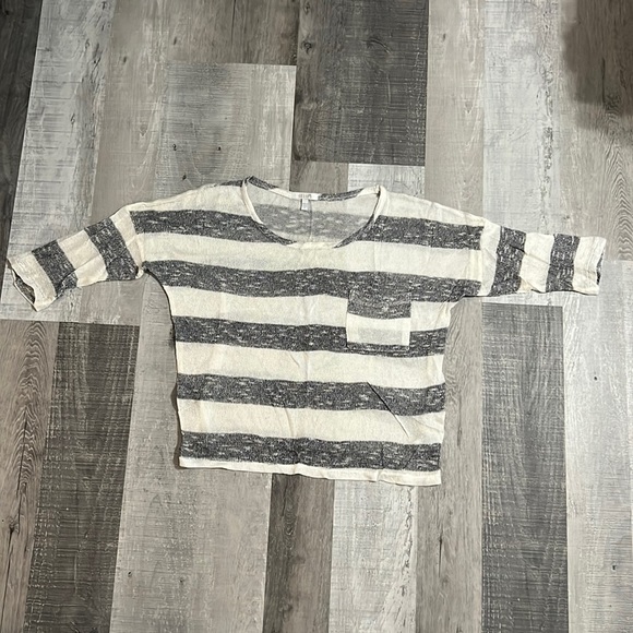 Delia’s Striped Ivory & Silver Sweater Women’s Size Small Shimmery Relaxed Fit - Picture 2 of 7